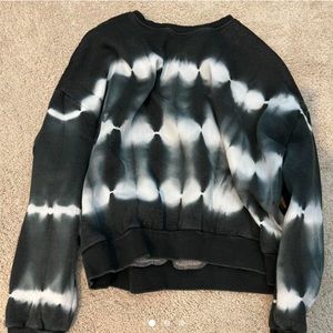 Adika crewneck size S